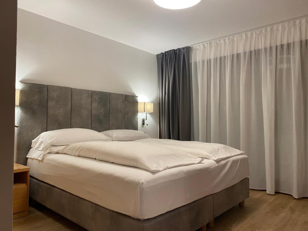 Hotel Europeo Alpine Charme & Wellness Пинцоло Экстерьер фото