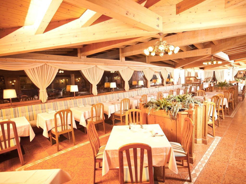 Hotel Europeo Alpine Charme & Wellness Пинцоло Экстерьер фото