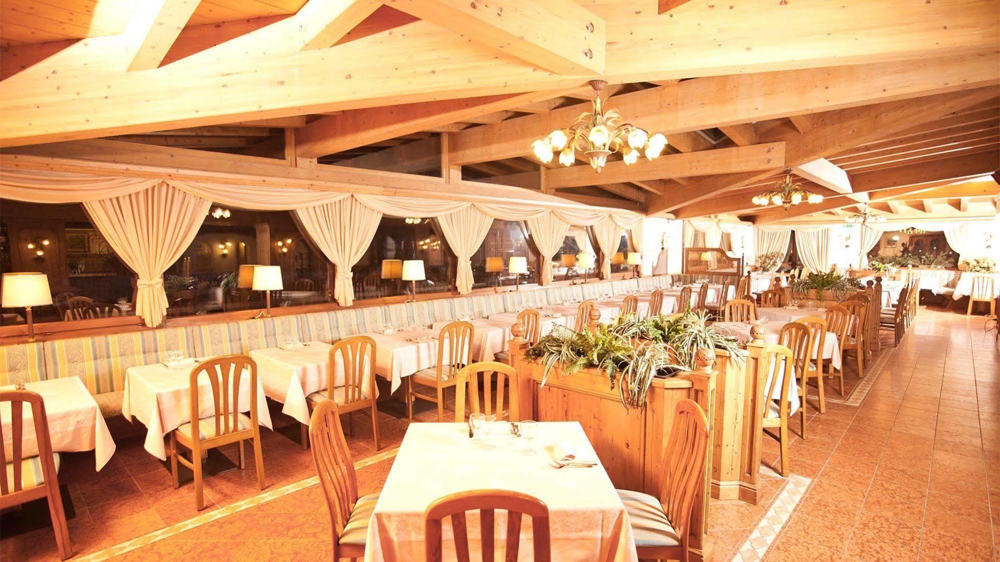 Hotel Europeo Alpine Charme & Wellness Пинцоло Экстерьер фото